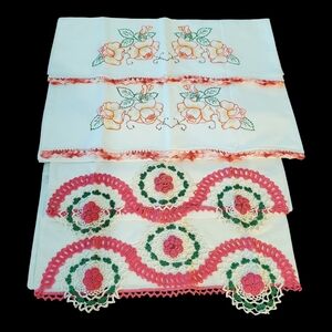 Vintage Rose Crochet Pillowcases Hand Made Two Pair